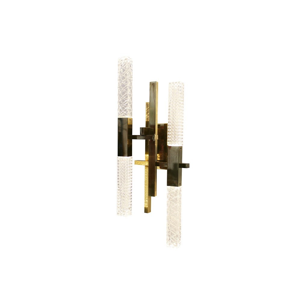 Lámpara aplique de pared Mikado de Contardi con diseño elegante, vanguardista y moderno.