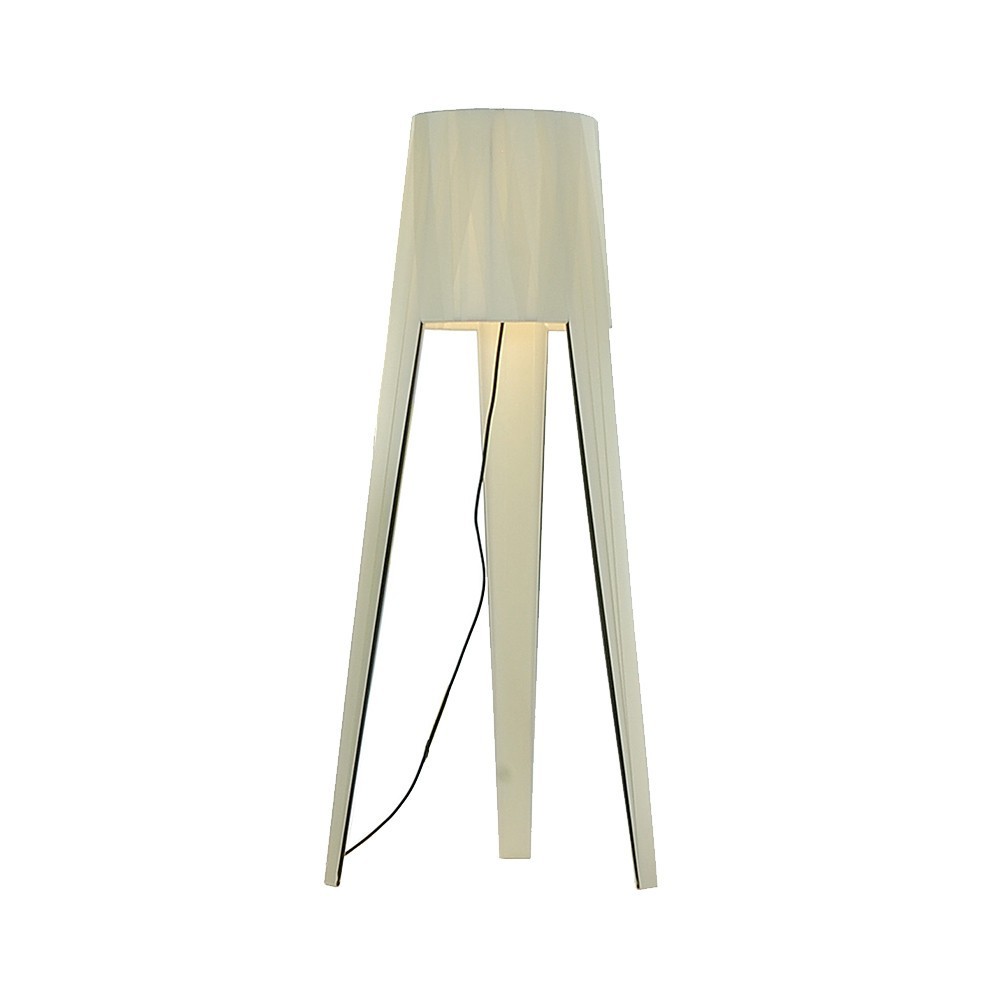 Lámpara de pie Dress S de Fambuena de gan diseño moderno para interiores.