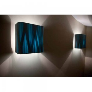 Aplique pared rectangular Dress de Fambuena iluminación elegante para interiores.
