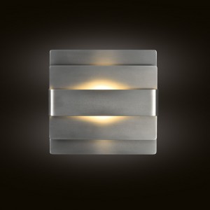 Aplique pared Wings ideal para espacios modernos interiores de Fambuena.