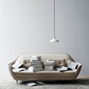 Lámpara supensión Kaiser Idell. Fritz Hansen con un diseño elegante de alto lujo.