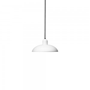 Lámpara supensión Kaiser Idell. Fritz Hansen con un diseño elegante de alto lujo.