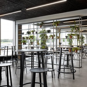 Mesa Revolver Table de Hay para cafés y restaurantes con gran diseño moderno.