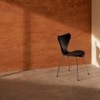 Silla Series 7 piel de Fritz Hansen con un diseño versatil, moderno y elegante.