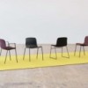 Silla AAC 08 de acero y polipropileno de Hay ideal para espacios modernos.