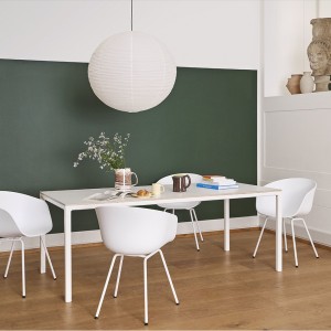 Silla AAC 26 ideal para comedores modernos y exclusivos de Hay.