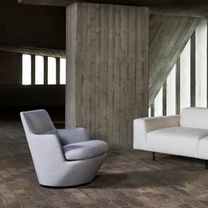 Butaca Lo Turn de Bensen con un diseño moderno, elegante y con acabados de lujo.