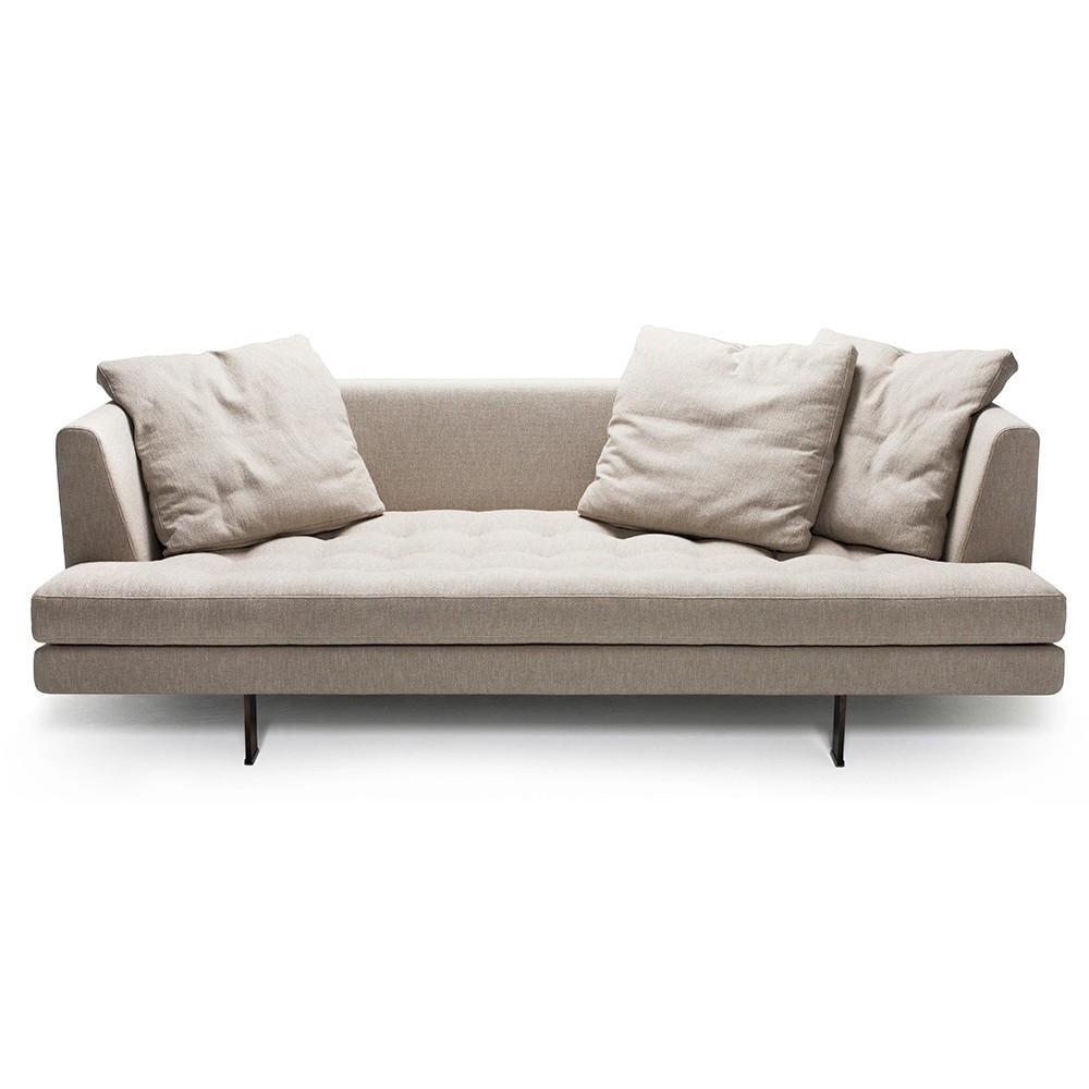 Sofá Edward de Bensen con un acabado elegante de alto lujo y moderno.