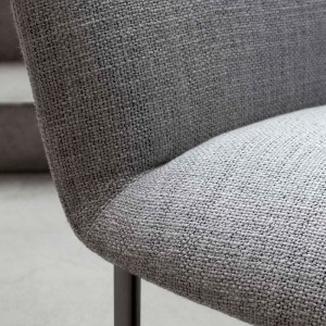Butaca Metro Chair de Bensen con un diseño moderno de alto lujo.
