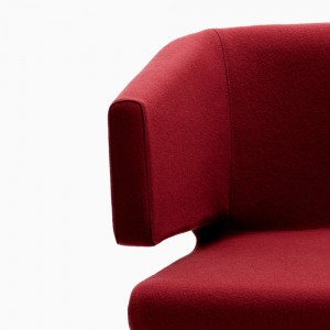 Butaca Lotus de Bensen con una base giratoria y un diseño moderno, lleno de elegancia.
