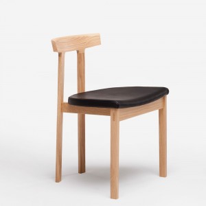 Silla Torii de Bensen con un diseño moderno y elegante de grandes acabados.