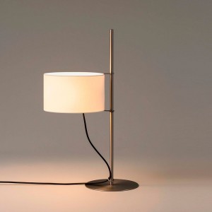 Lámpara sobremesa TMD 1966 de Santa & Cole. Lámparas de diseño moderno.