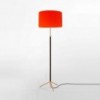 Lámpara pie de salón G2 1963 de Santa & Cole. Lámparas de diseño moderno.