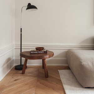 Lámpara de Pie Kaiser Idell Luxus de Fritz Hansen multidireccional diseño elegante y moderno