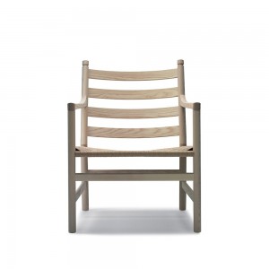  Butaca CH44 Lounge Chair de Carl Hansen and Son. Butacas de diseño de salón.