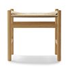Taburete CH53 de Carl Hansen and Son. Taburete de diseño moderno y elegante