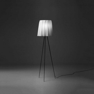 Lámpara de pie Rosy Angelis de Flos Iluminación