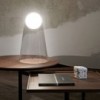 Lámpara con cuerpo de cristal soplado Satellight de Foscarini. Lamparas de vidrio