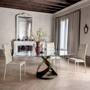 Mesa Capri Fija Elíptica de Tonin casa. Muebles modernos de hogar.