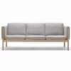 Sofá CH163 en tela de Carl Hansen and Son con un diseño moderno y elegante que entrega calidad a cualquier espacio.