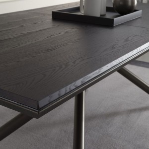 Mesa Random de Ozzio design. Mesas extensible con sobre de madera.
