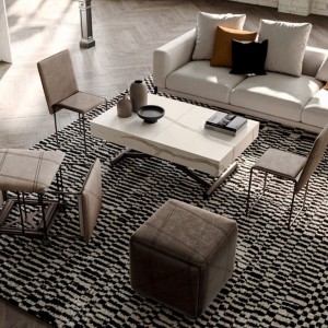 Puff Cubix de Ozzio design. Estructura metálica tapizada en terciopelo o ecopiel