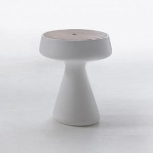 Mesa auxiliar Maki de Tonin casa. Muebles modernos de hogar.