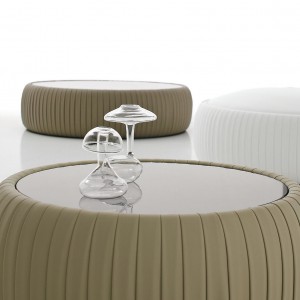 Mesa de centro Plissè de Tonin casa. Muebles modernos de hogar.