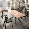 Silla Giotto de Ozzio design. Silla con estructura de madera.