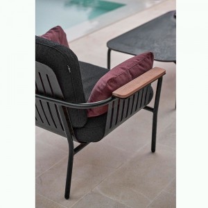 Sillón Capa de Gandia Blasco. Mobiliario de diseño moderno de exterior.