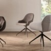 Sillón Gilda de Ozzio design. Estructura en metal y tapizado en piel, ecopiel o terciopelo.