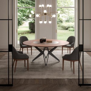 Sillón Thelma de Ozzio design. Estructura en madera y tapizado en piel, ecopiel o terciopelo.