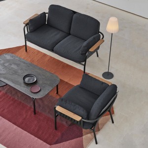 Mesa baja Capa de Gandia Blasco. Muebles de diseño moderno para exterior.