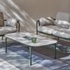 Mesa baja Capa de Gandia Blasco. Muebles de diseño moderno para exterior.