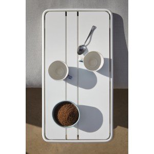 Mesa auxiliar Flat de Gandia Blasco. Mesa de diseño moderno para exterior.