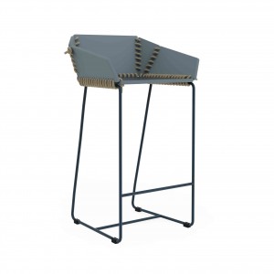 Taburete Counter Textile de Gandia Blasco con respaldo bajo para exterior.