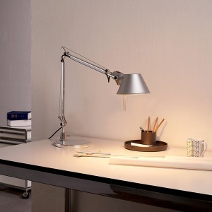 Lámpara sobremesa Tolomeo Mini LED Artemide. Tienda online lamparas modernas.