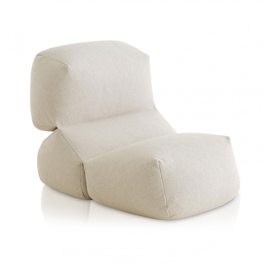 Sillón Grapy de Gandia Blasco. Sillón relleno de poliestireno para exterior.