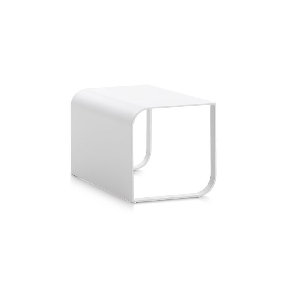 Mesa moderna Arumi 2 de diseño para exterior de Gandia Blasco
