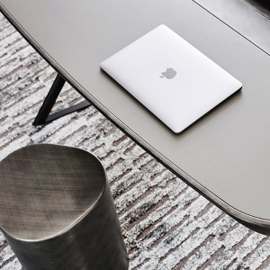 Escritorio Cocoon Leather de Cattelan Italia. Escritorio de diseño moderno.