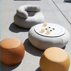 Mesa Don-Out  de Ogo. Muebles de exterior. Mesas auxiliar jardin y terrazas.