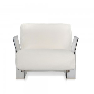 Butaca Pop Outdoor de Kartell tejido. Ideal para jardines y terrazas.