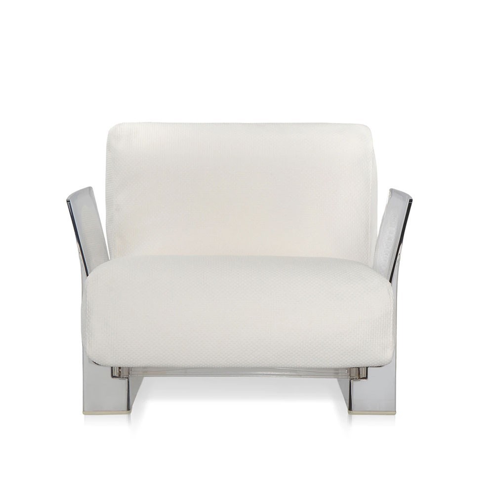 Butaca Pop Outdoor de Kartell tejido. Ideal para jardines y terrazas.