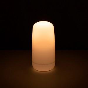 Lámpara sobremesa Gople Portable Artemide. Diseño moderno y sofisticado.