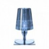 Lámpara sobremesa Take Kartell. Diseño de calidad italiana de iluminación.