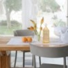 Lámpara sobremesa Lantern de Kartell transparente ideal para exteriores.