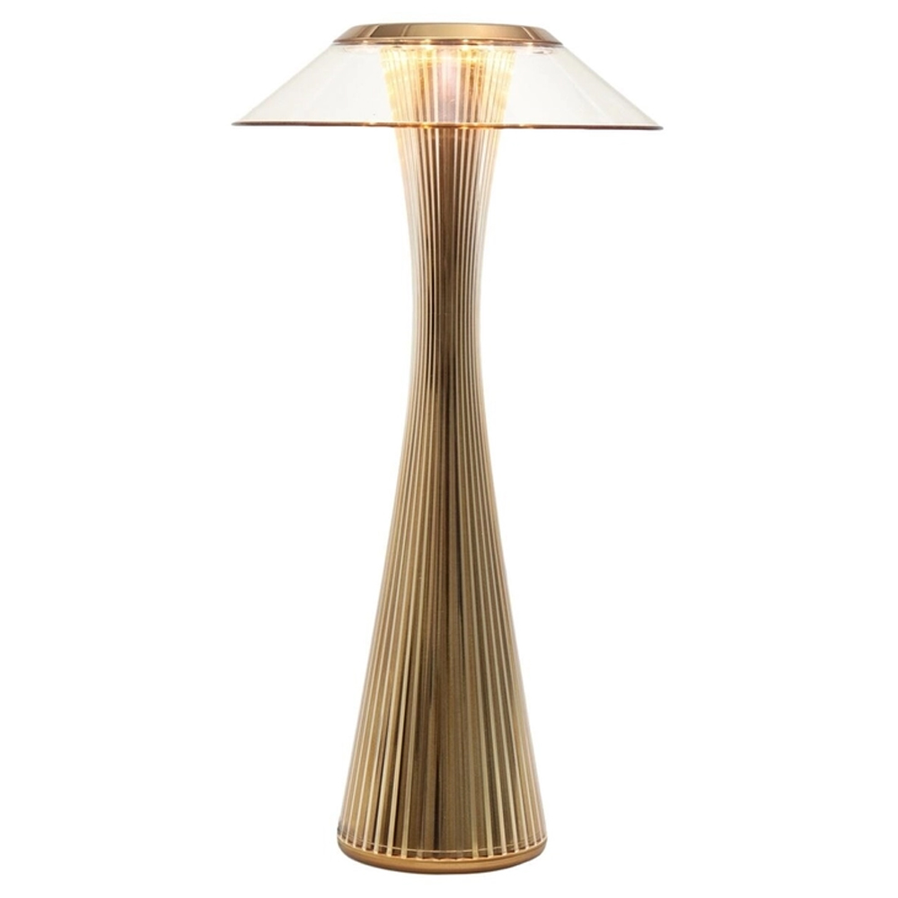 Lámpara sobremesa Space Kartell transparente o metalizado ideal para salón.