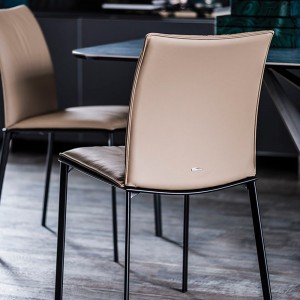 Silla Rita de Cattelan. Sillas de diseño. Silals de comedor modernas.
