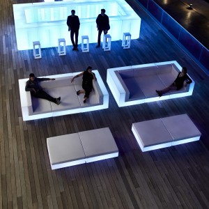 Puff/Chaise Longue Vela con Luz Led y Tratamiento Antibacteriano