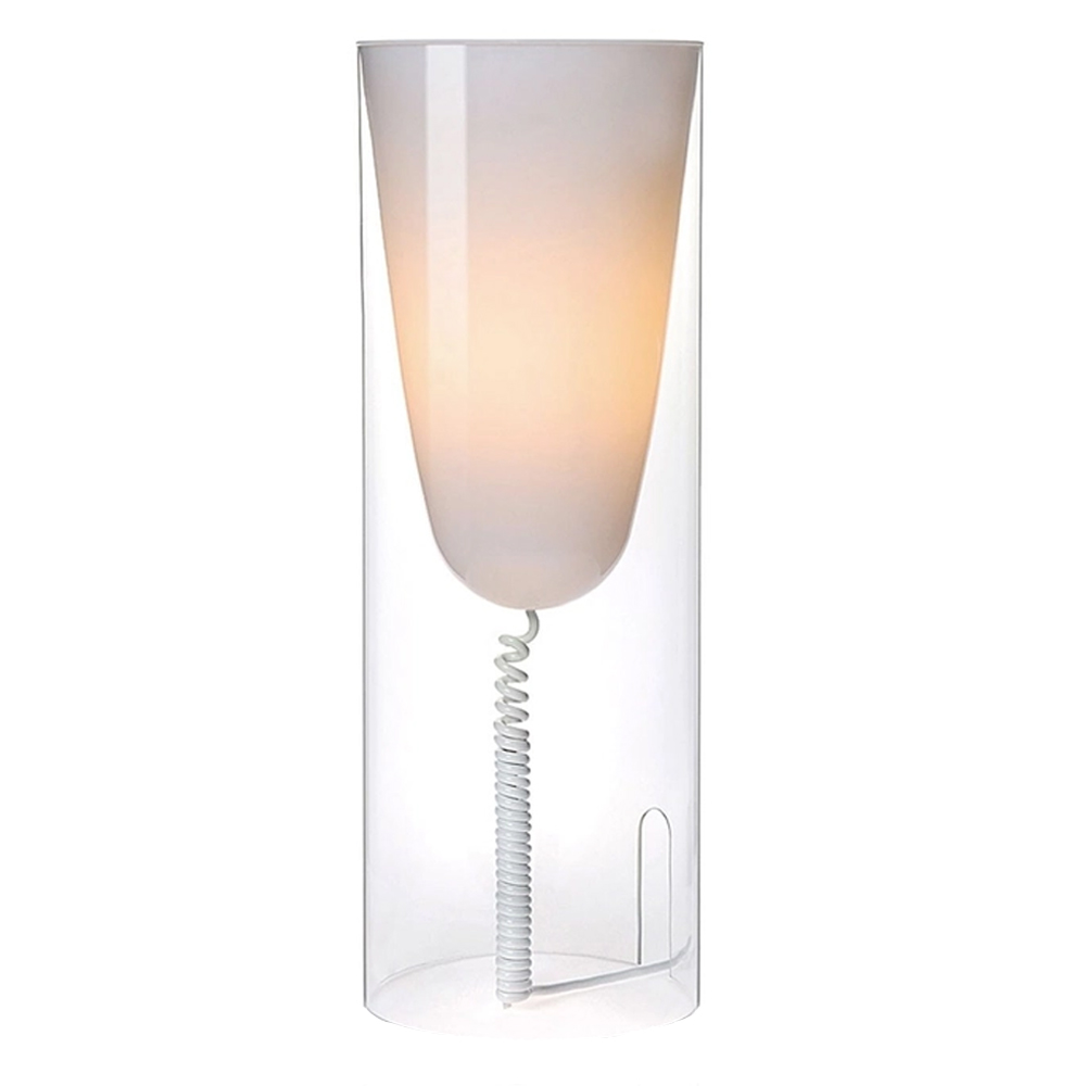 Lámpara sobremesa Toobe Kartell. Acabado cristal ideal para interiores.